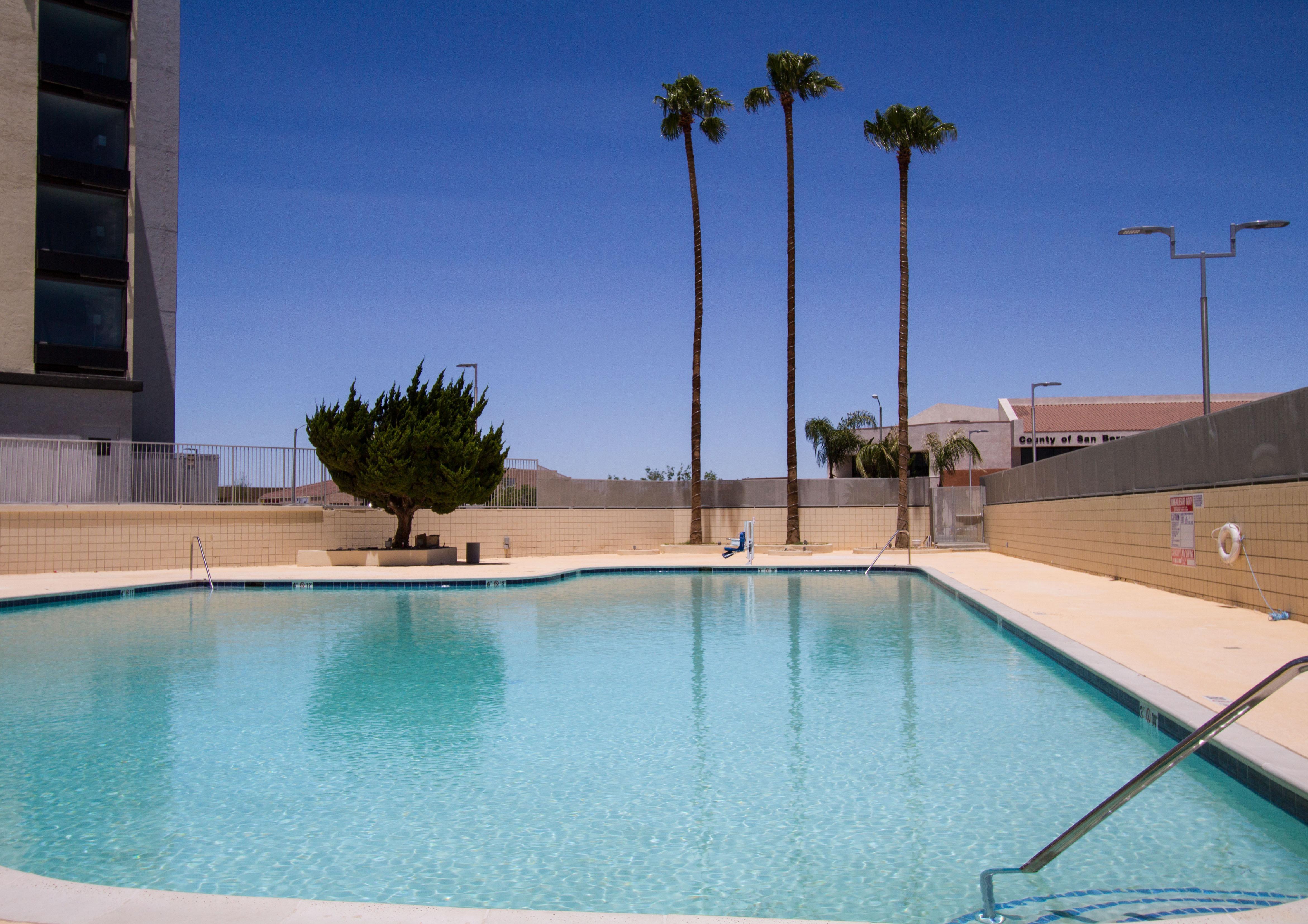 Holiday Inn Victorville By Ihg Eksteriør billede