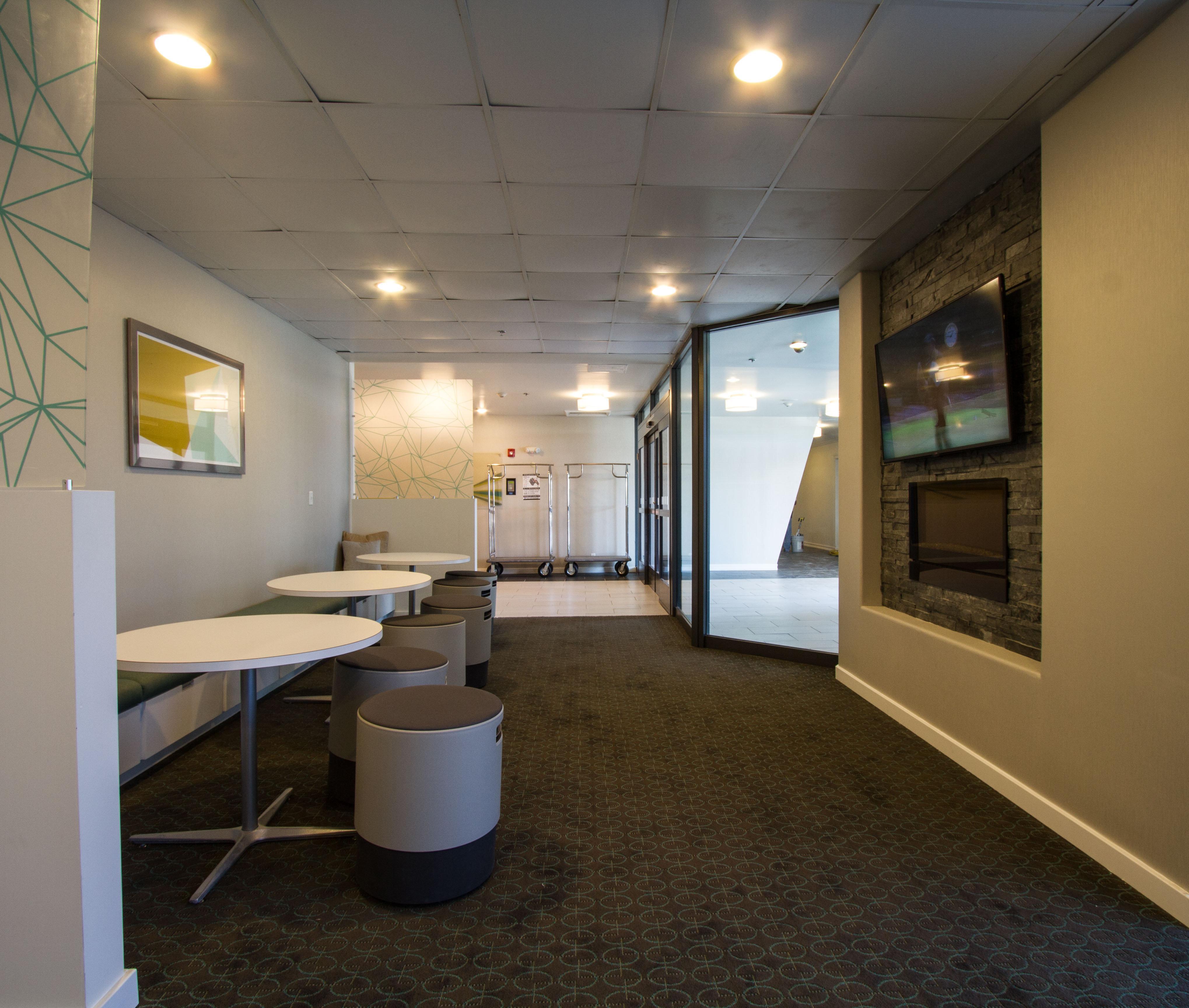 Holiday Inn Victorville By Ihg Eksteriør billede