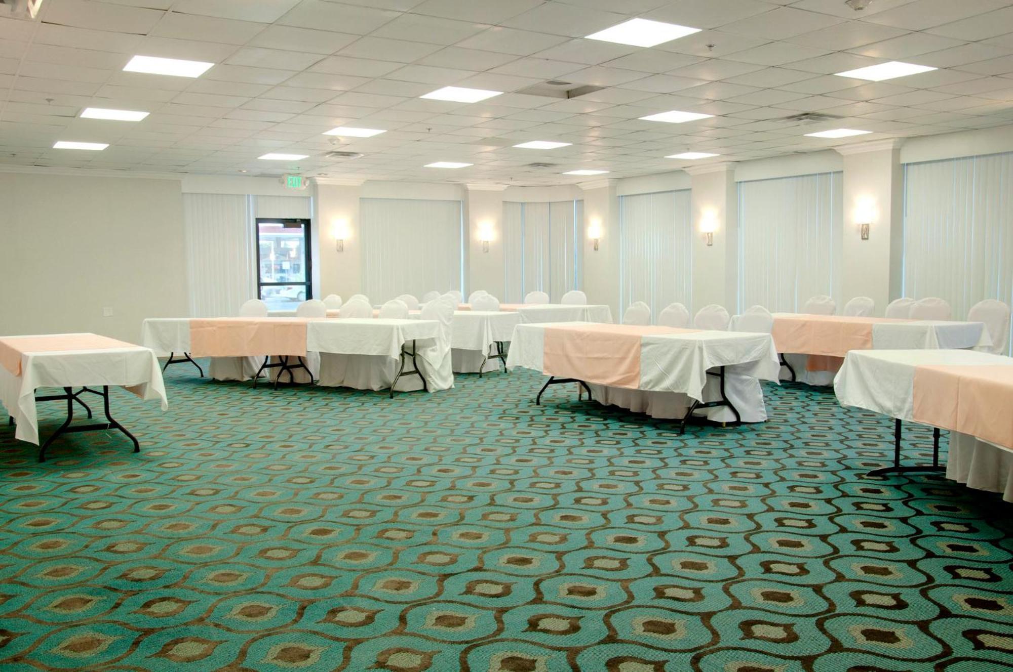 Holiday Inn Victorville By Ihg Eksteriør billede